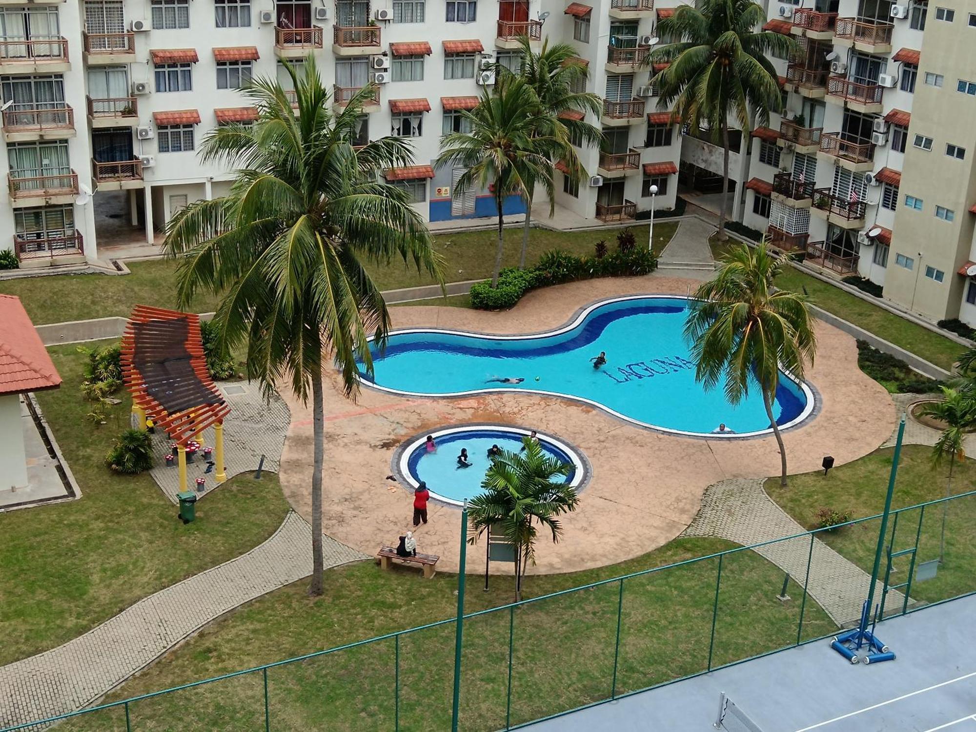 Jas Laguna Condo Resort 포트딕슨 외부 사진