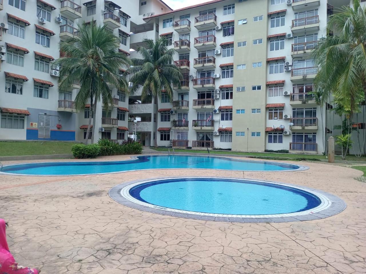 Jas Laguna Condo Resort 포트딕슨 외부 사진