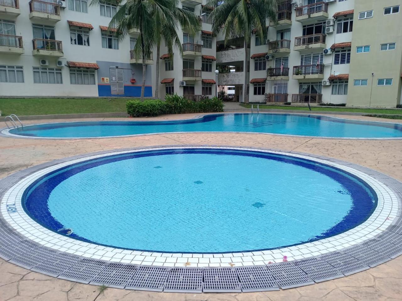 Jas Laguna Condo Resort 포트딕슨 외부 사진